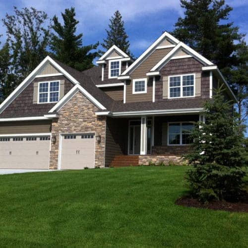 a minneapolis home with asphalt shingles 