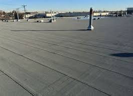 Flat roof on commercial building in Minneapolis