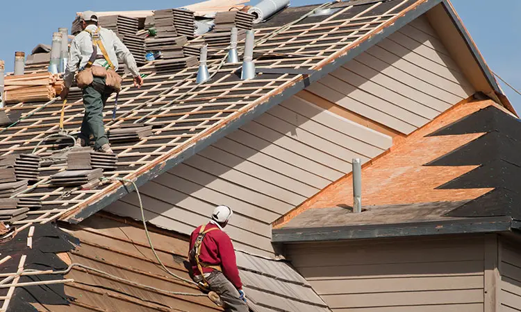 Minneapolis roofers replacing  a roof in Minneapolis.  